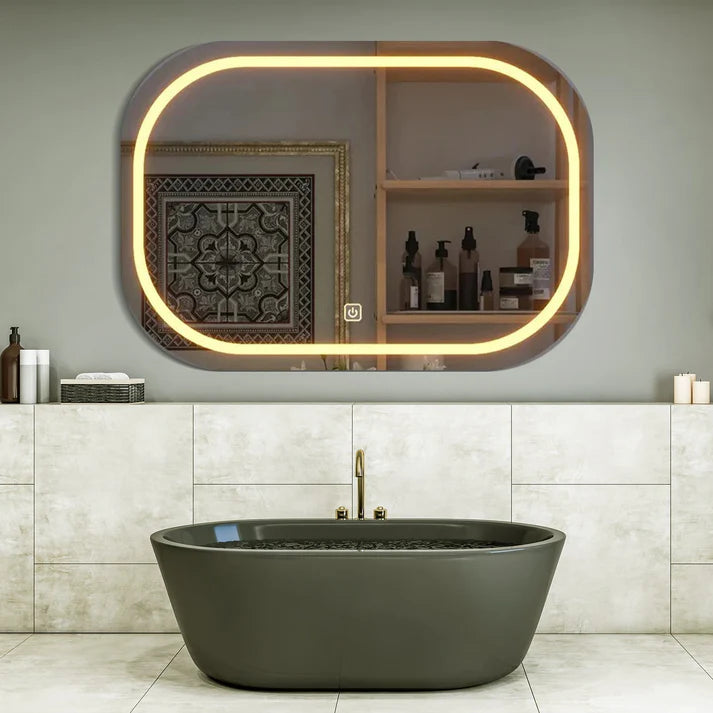 Espelho Moderno Curvado com LED para Banheiro